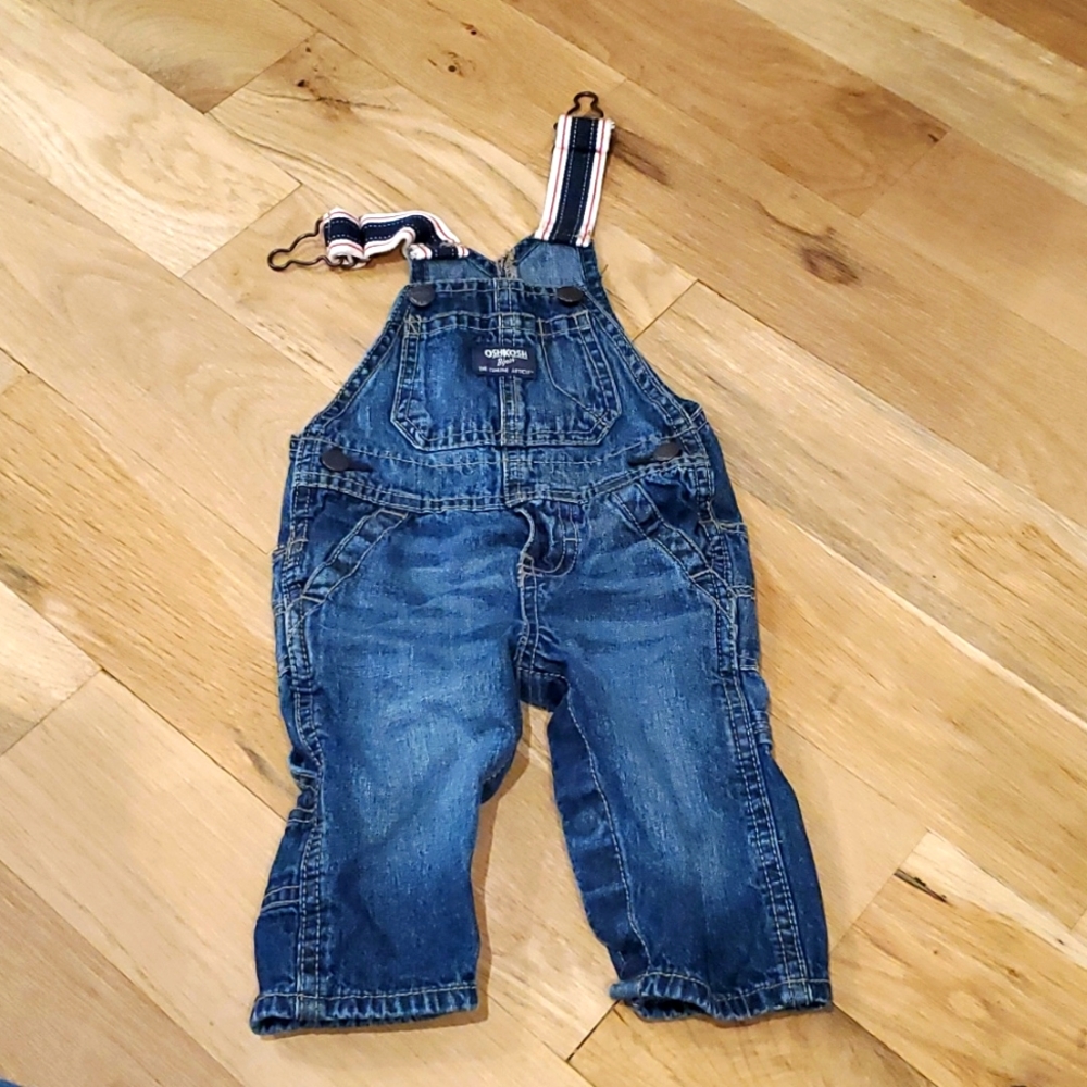 💗5/$15Oshkosh overalls